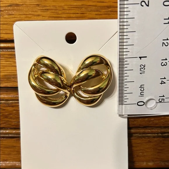 Gold-Tone Chunky Knot Earrings Vintage - Picture 3 of 4